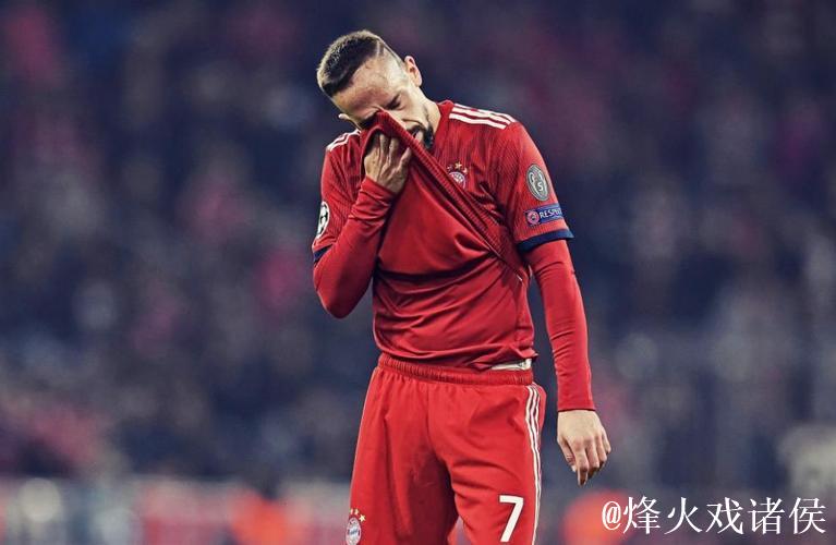 卡尔是否该去踢世界杯？里贝里：足球中没有“太