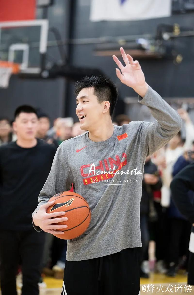 郭艾伦：没心思换号码 新赛季肯定要上场打球